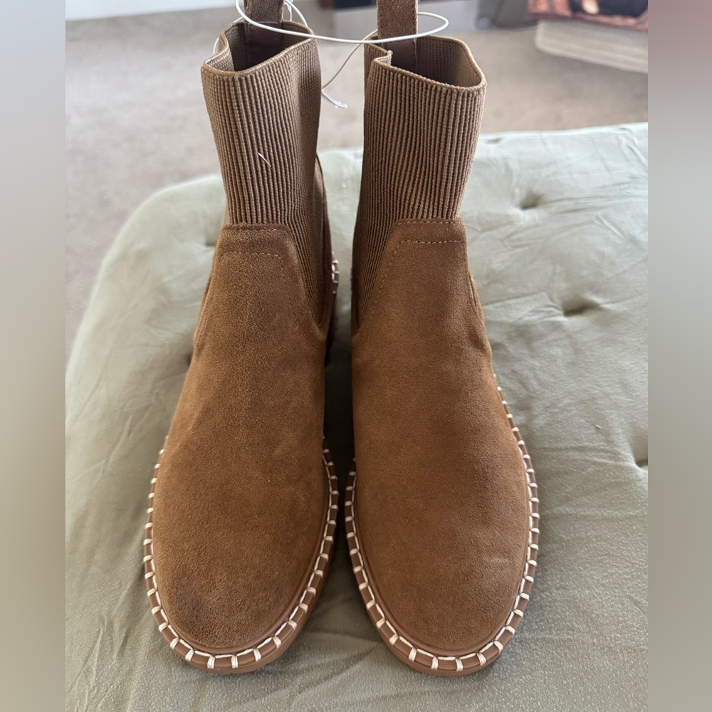 Dolce Vita Ribbed Knit Cognac Suede Ankle Lug Boots